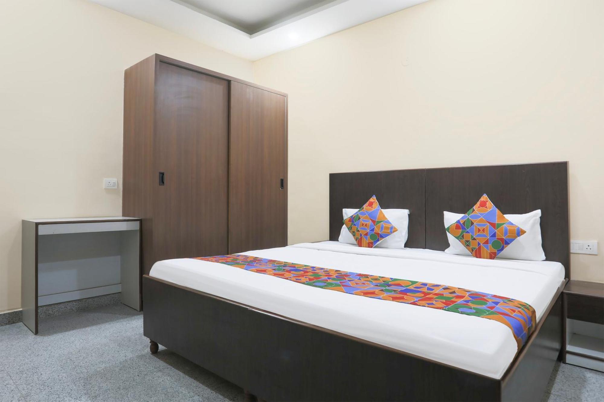Fabhotel Bliss Premium Gurgaon Exterior foto