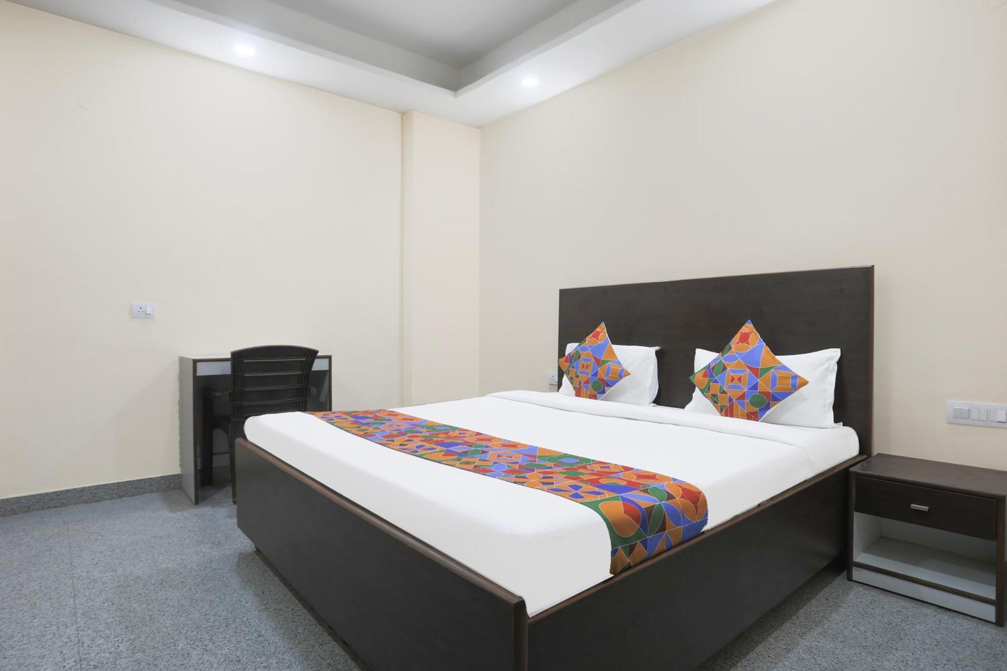 Fabhotel Bliss Premium Gurgaon Exterior foto