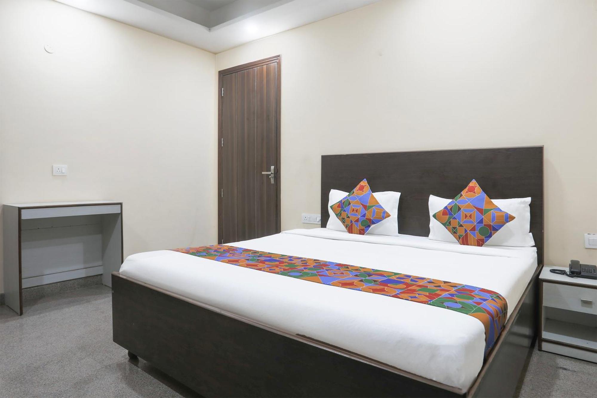 Fabhotel Bliss Premium Gurgaon Exterior foto