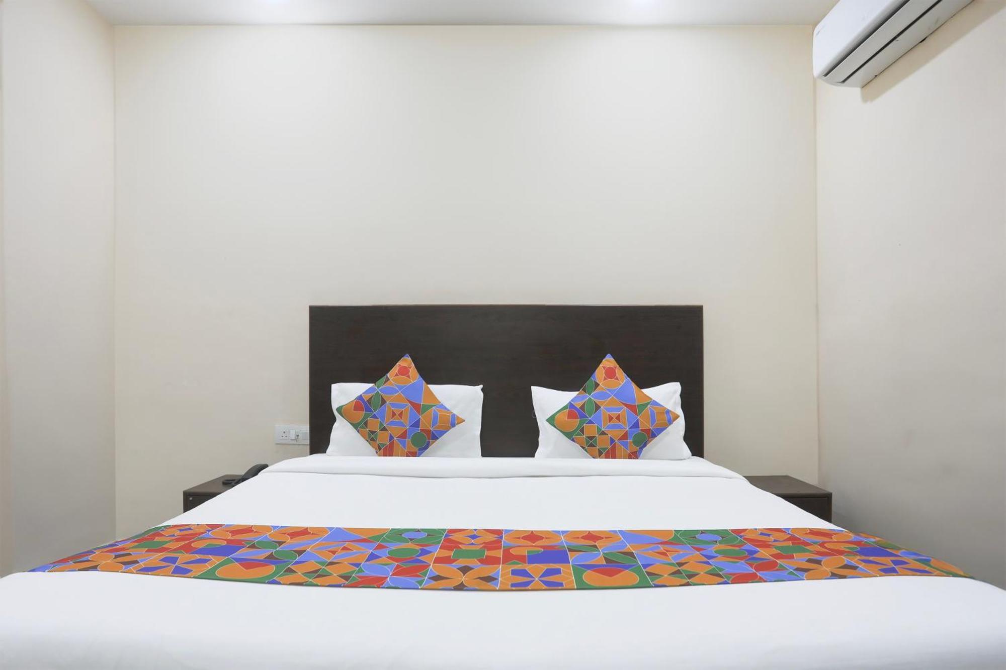Fabhotel Bliss Premium Gurgaon Exterior foto